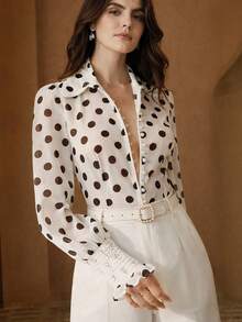 Anewsta 女士新款春夏复古波点优雅衬衫，亚麻绳编珍珠纽扣花瓣袖褶皱袖口白色衬衫，职业休闲知性风格 - 白色 - 查看 3