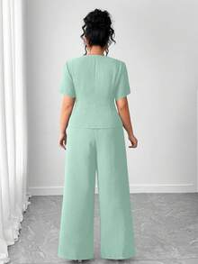 Elenzga 大码女装两件套：纹理短袖修身上衣和直筒裤 - 綠色 - 查看 2