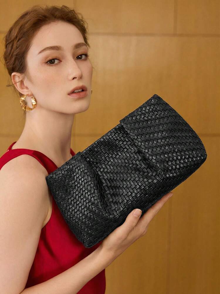 LADIES CLUTCH BAG, EXQUISITE PARTY AND DINNER BAG, COMMUTER DAILY DRESS MATCHING