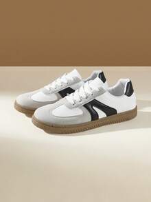 CUCCOO EASI Zapatillas casuales de mujer con diseño de empalme de cordones, puntera redonda, suela plana, de piel de PU gris y blanca, para uso casual, deportivo y al aire libre - Blanquecino - Ver 4