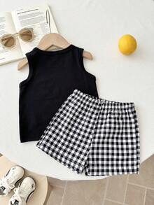 SHEIN Bộ 2 món cho bé trai sơ sinh/trẻ nhỏ: Áo ba lỗ in hình quả chanh màu trơn + Quần short kẻ caro đen trắng, thoải mái và thoáng khí, phù hợp cho bé trai từ 6 tháng đến 3 tuổi mặc hàng ngày, đi học và chơi ngoài trời. - màu đen - Xem 2