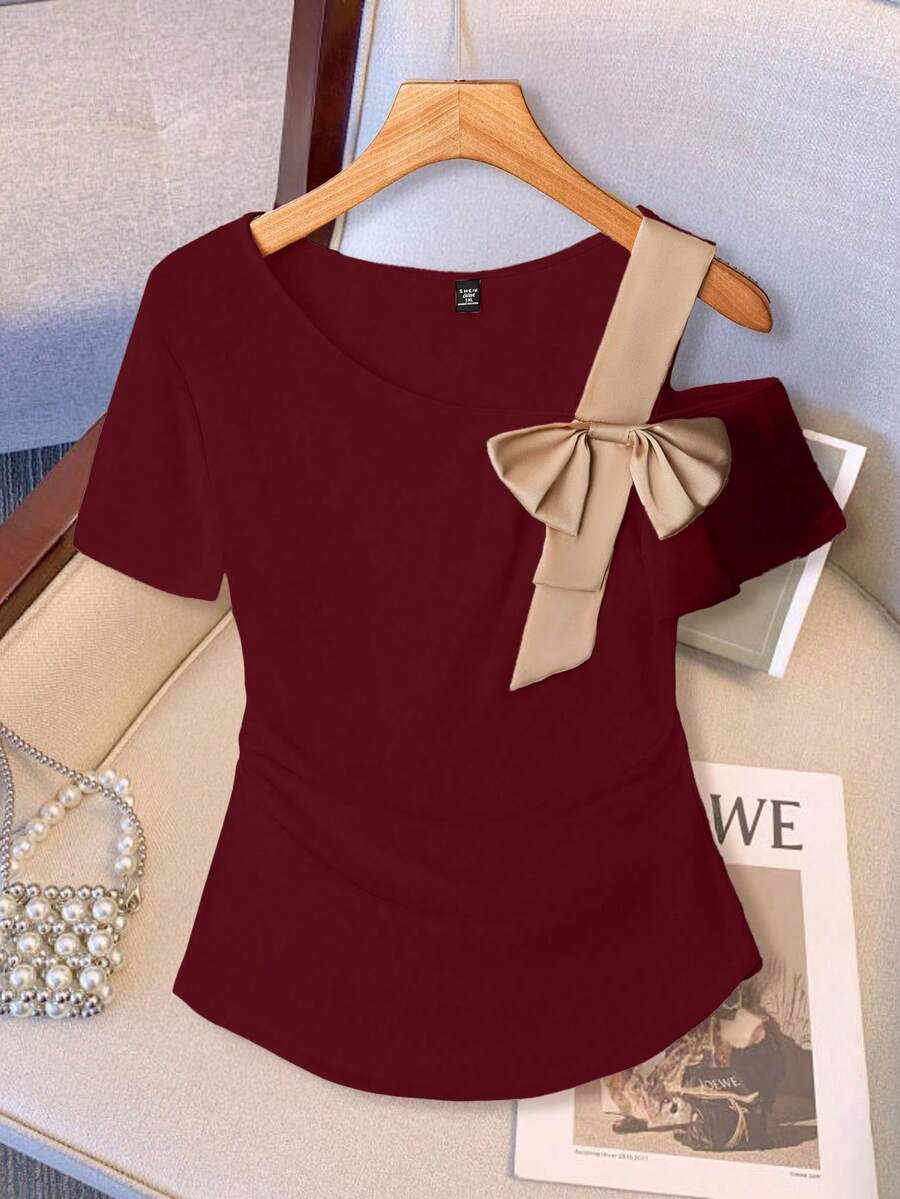GlowEve CURVE Áo thun ngắn tay nữ cỡ lớn kiểu dáng thường ngày thắt nơ phối màu tương phản - Màu Đỏ Sâu - Xem 1