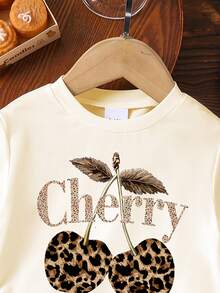 2件套女童休闲豹纹樱桃字母印花短袖T恤和条纹豹纹短裤套装，适合夏季外出穿着 - 彩色 - 查看 3