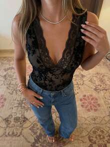 Firerie Elegant Lace Collar Splice Flocked Mesh Elastic Fabric Blouse For Women - Black - View 4