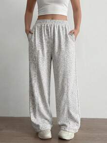 Aidyla Quần nỉ thể thao casual phối màu tương phản họa tiết da báo - Màu Xám nhạt - Xem 4