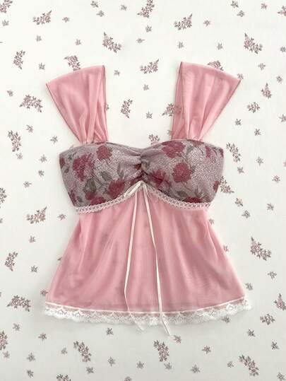 Elamini Women's Sweet Romantic Rose Pink Lace Patchwork Sweetheart Neck Dopamine T-Shirt, Vacation Style, Spring/Summer