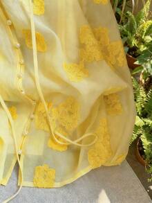 Airaco Women's Floral Embroidery Raglan Sleeve Loose Blouse - Yellow - View 5