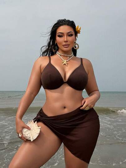 Swim SXY Conjunto de 3 piezas para mujer talla grande, unicolor marrón, moda vacacional casual, sujetador con aros y braga de cintura alta y pernera alta tipo triángulo, minifalda de malla transparente, conjunto de bikini sexy, nueva llegada 2026, caliente