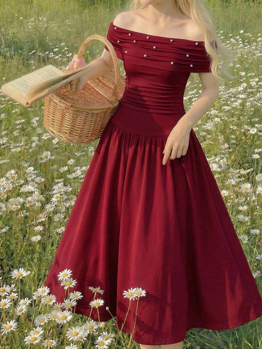 SHEIN 少女纯色酒红色串珠优雅复古返校/派对装、生日装、舞会礼服，针织露肩褶皱长裙，适合居家、户外、派对、聚会等各种场合，露肩中长连衣裙 - 酒紅色 - 查看 1