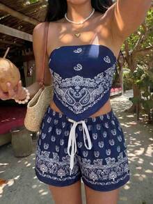 Sunnyshic 女士休闲度假时尚佩斯利印花抹胸上衣和低腰超短裤两件套，适合日常穿着和约会 - 彩色 - 查看 1