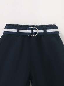 SHEIN Bộ 2 món gồm áo sơ mi in họa tiết toàn thân và quần short đen dành cho bé trai. - Nhiều màu - Xem 3