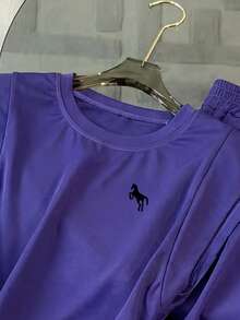 Resyla 女士紫色两件套，荷叶袖设计 - 圆领马图案上衣搭配直筒半身裙 - 时尚休闲夏季家居服 - 松紧腰带 - 青春街头风 - 紫色 - 查看 4