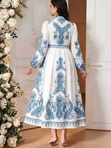 SHEIN 孕妇碎花V领褶皱休闲度假连衣裙 - 淺藍色 - 查看 2