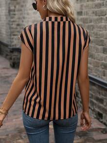 SHEIN LUNE Striped Print Cutout Collar Casual Short Sleeve Shirt - Coffee Brown - View 2