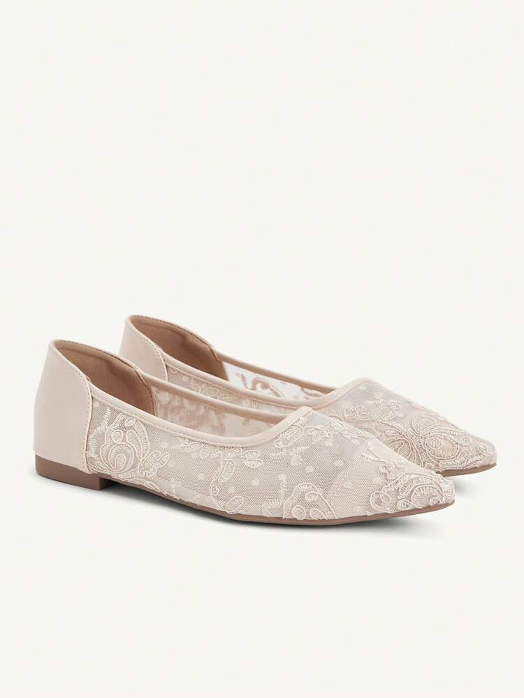 CUCCOO CHICEST Women Shoes Fashion Pointed Flat Bottom Beige Lace Mesh Elegant Comfort Commuting Comfort Versatile Women's Flat Bottom Shoes Women's Shoes