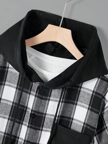 Manfinity Homme Kemeja Pria Ukuran Besar Lengan Pendek Kotak-kotak Kancing Tunggal dengan Saku dan Tudung - MultiWarna - View 3