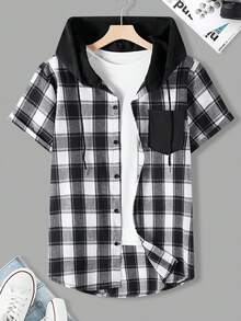 Manfinity Homme Kemeja Pria Ukuran Besar Lengan Pendek Kotak-kotak Kancing Tunggal dengan Saku dan Tudung - MultiWarna - View 1