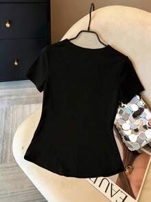 Qadelle Blouse ajustée à manches courtes avec décor floral de perles et de strass, style urbain chic et élégant. Convient pour le port quotidien, les mariages, les galas, les trajets, les fêtes de remise de diplômes, les vacances, les sorties, les fêtes, Halloween, Noël, le Nouvel An, Thanksgiving, les mariages - Noir - Voir 2