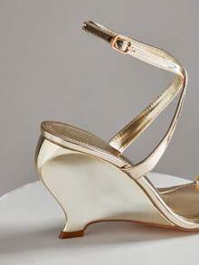 SHUZIA 女士极简性感踝带坡跟凉鞋 - 金色 - 查看 7