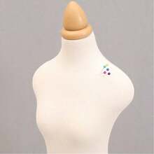 1 pièce Mini mannequin de forme humaine à base carrée pour la couture, accessoire de présentation de vêtements et d'enseignement. - Beige - View 7