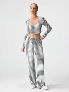 Loungeista 两件套女士圆领长袖上衣+松紧腰裤睡衣套装 - 黑與白 - 查看 2