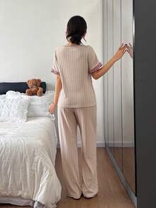 Napfluff Conjunto de pijama cómodo con diseño de mangas con volantes de color contrastante y lazo en beige - Albaricoque - Ver 3