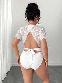 SHEIN Clasi Plus Size Round Neck Lace Back Decor Open Back Tie Rib Patchwork Bodysuit Wedding Night Party All White Summer Sexy 70's - White - View 2