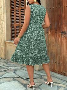 EMERY ROSE Plus Size Shirred Sleeveless Ditsy Floral Casual Dress With Ruffle Hem Decoration,Women Boho Random Print V Neck Shirred Sleeveless Plus Size Midi A Line Flounce Dress For Vacation, - Multicolor - View 2