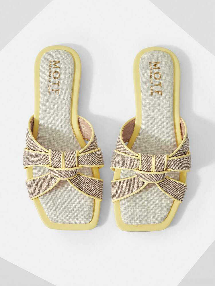 SQUARE-TOE SIMPLE AND COMFORTABLE WOMEN FLAT SANDALS FOR SUMMER VACATION, BACK TO SCHOOL COLLEGE STUDENT SHOES, FOR NEW YEAR HOLIDAY, SPRING SHOES SPRING BREAK EASTER