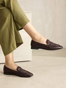 MOTF WOMEN'S SIMPLE HOLLOW FLAT SHOES - Coffee Brown - View 6