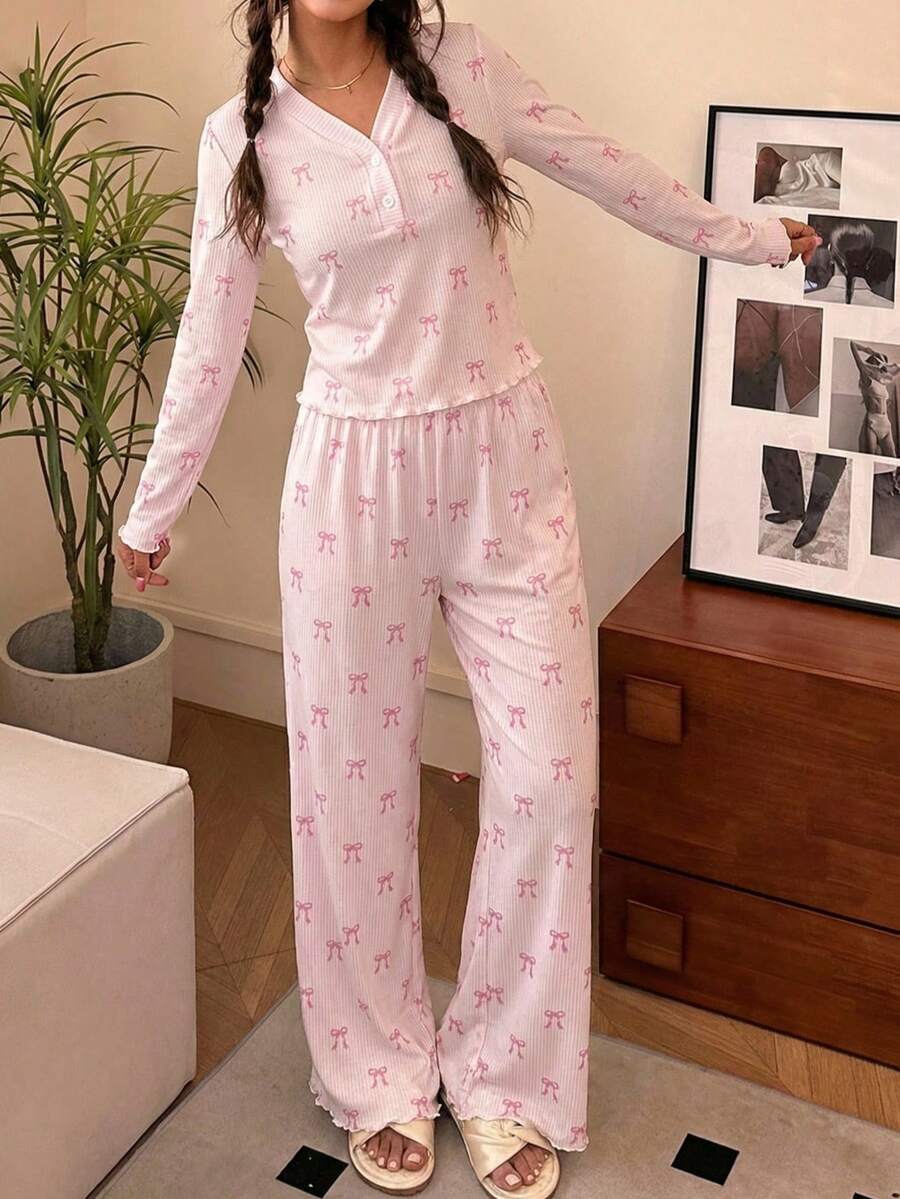 SHEIN 少女可爱甜美简约彩色蝴蝶结图案V领半开领荷叶边长袖长裤柔软舒适睡衣套装,2件套 - 彩色 - 查看 1
