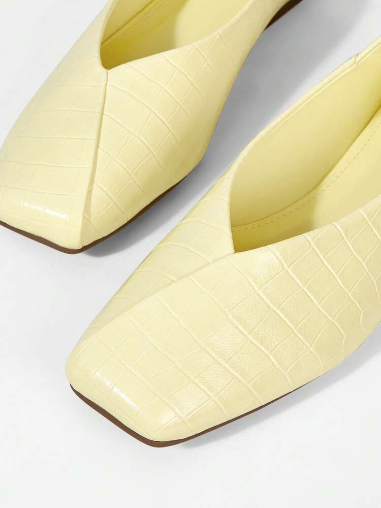 WOMEN SHOES NEW FRENCH RETRO FASHION STONE PATTERN FLAT BOTTOM SQUARE TOE V MOUTH SHOES, LIGHT YELLOW SIMPLE AND VERSATILE, COMFORTABLE AND ELEGANT TEMPERAMENT, ADVANCED SENSE, SLIP-ON MARY JANE SHOES