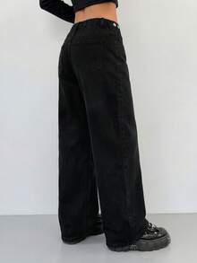 SHEIN PETITE Pantalones vaqueros negros de mujer con estilo Y2K viral, cintura alta, pierna ancha con ojales metálicos, ropa casual de calle para verano. Pantalones vaqueros de mujer con diamantes incrustados, cintura baja, pierna ancha, estilo Y2K para festivales de música - Negro - Ver 2