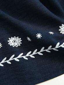 SHEIN PETITE 女士休闲度假套装，圆领露背扎染印花上衣搭配扎染短裤，春夏款 - 藍白色 - 查看 7