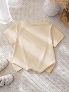 BABY SHARK X SHEIN 女童夏季休闲日常通勤度假可爱卡通鲨鱼字母印花短袖T恤 - 杏色 - 查看 2