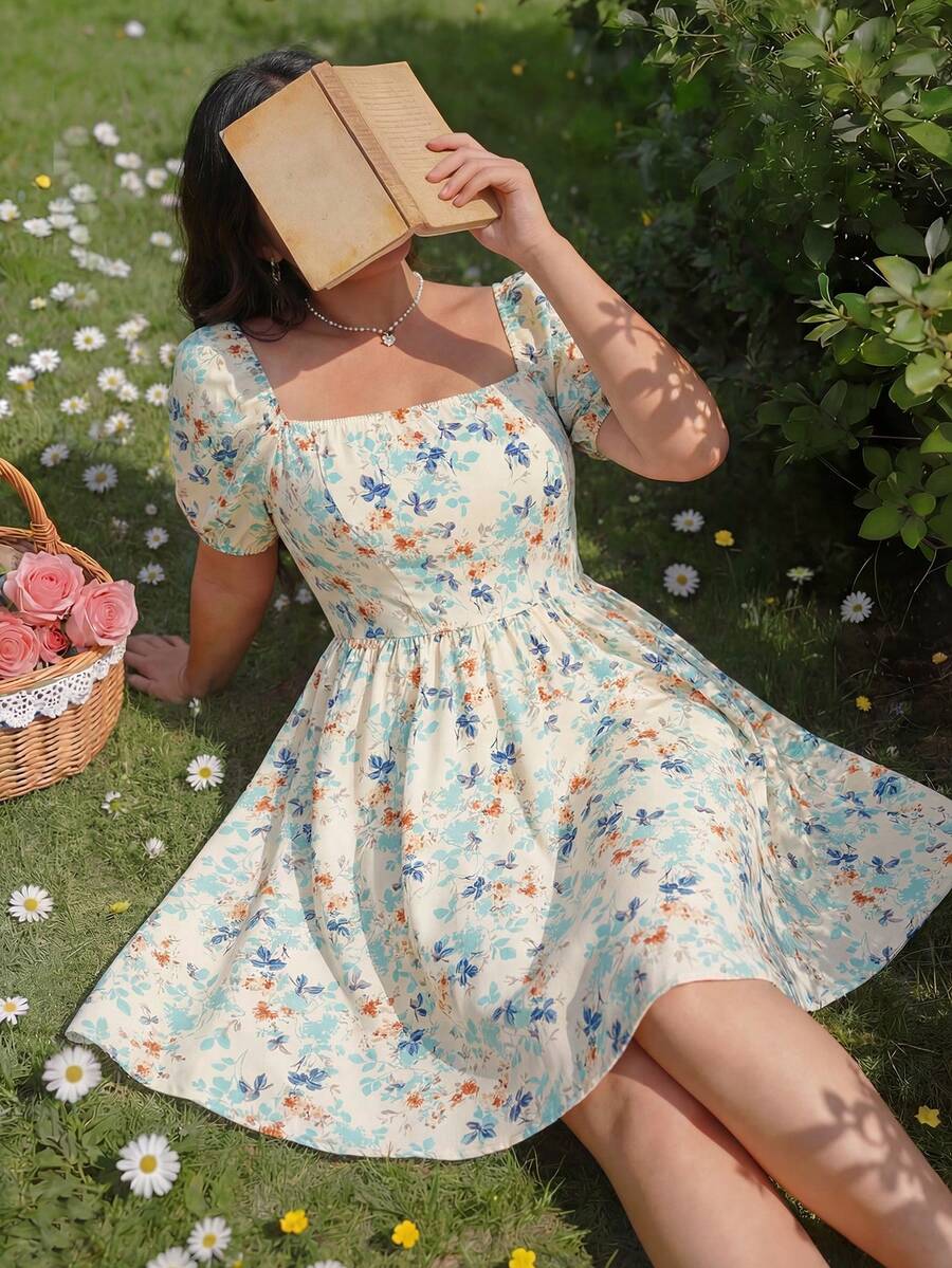 Sweetra 大码女士浪漫度假印花花瓣袖方领迷你连衣裙，粉色 - 彩色 - 查看 1