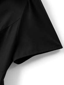 GlowEve CURVE Vestido de talla grande con bloque de color asimétrico, manga corta y cuello de camisa en línea A - Negro - Ver 6