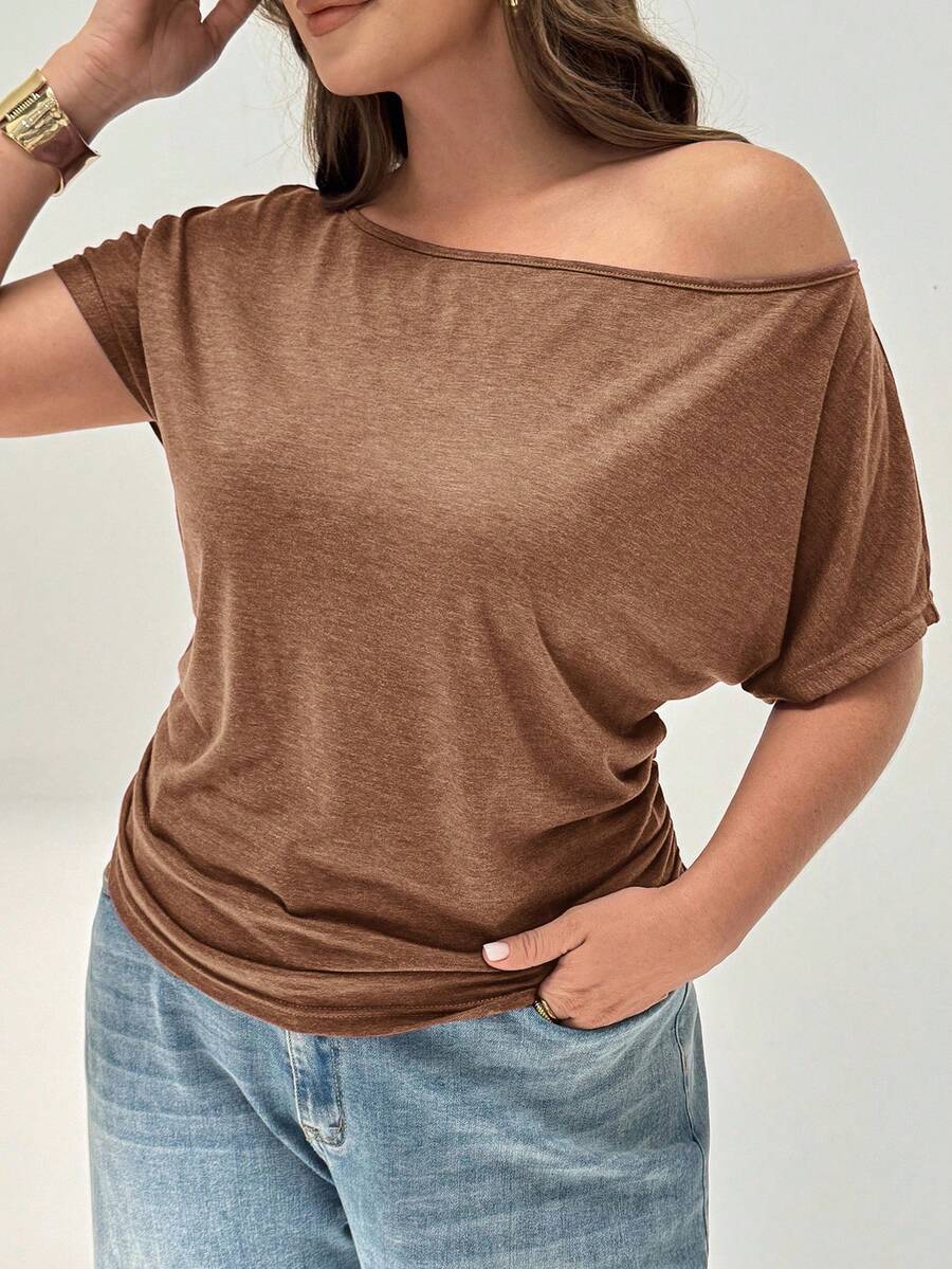 SHEIN Essnce 大码女装春夏时尚休闲宽松舒适薄款清凉日常紫色露肩上衣，简约风格，适合工作、外出、邮轮旅行、度假等各种场合，曲线可爱上衣 - 棕色 - 查看 1