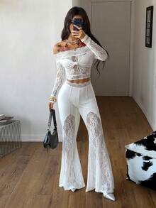 SHEIN Coolane Pantalones acampanados de encaje blanco de lujo con contraste para mujeres, pantalones sexy, leggings acampanados, pantalones de yoga, pantalones blancos, pantalones de encaje, pantalones acampanados para mujer, atuendos de verano, atuendos de vacaciones - Blanco - Ver 1