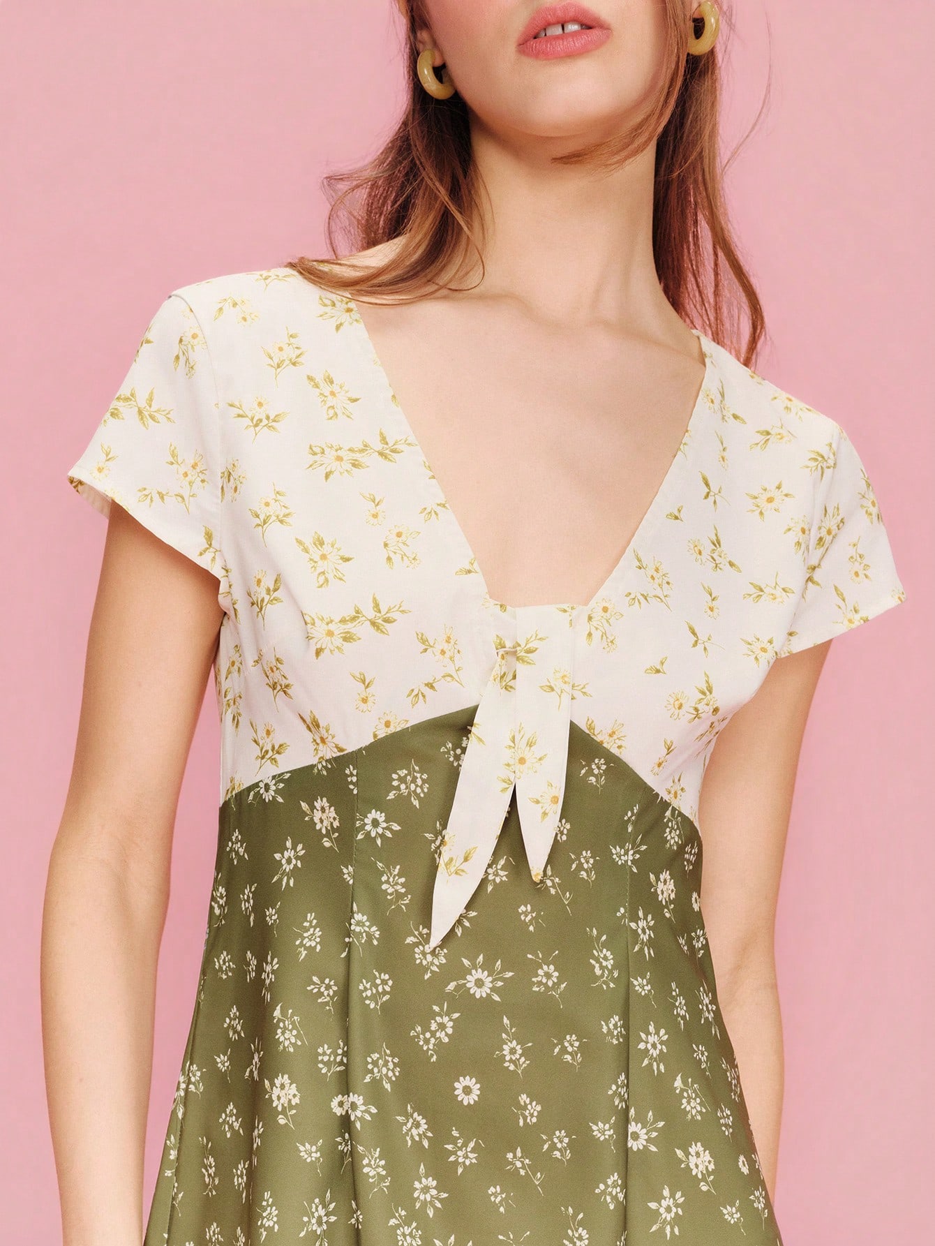 Green And White Mixed Floral-Print Midi Dress With A Front Tie Detail And A V-Neckline Chic Style Spring Summer French Style Parisian Style Picnic Dress Going Out Office Outfit Wedding Guest Dress