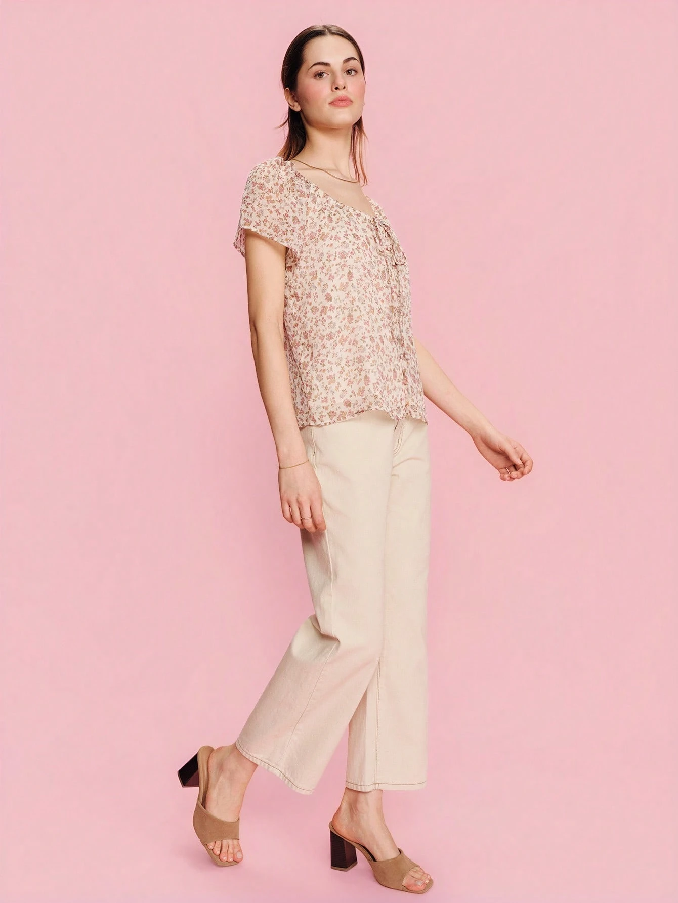 Cream Vintage Floral-Print Blouse With A Round Neckline And Front Button Fastening Spring Summer Vacation Top Cute Summer Top French Style Parisian Style