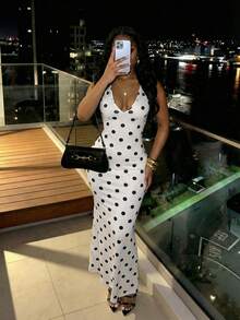 Slaydiva Mùa xuân mới, Lễ hội âm nhạc mùa xuân và mùa hè, Ngày lễ tình nhân, Lễ Phục sinh, Mùa cưới, Mùa lễ hội, Phong cách thường ngày và thanh lịch, Đi làm, Mặc hàng ngày, Trang phục công sở, Kỳ nghỉ, Tiệc tùng, Du thuyền, Tiệc tùng, Cơ bản, Hẹn hò hàng ngày, Cổ chữ V sâu, Không tay, Hở lưng, Thiết kế xoắn lưng, Váy đuôi cá, Chân váy màu mơ, Váy chấm bi đen, Váy dài nữ -Z - Màu be - Xem 6