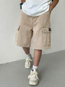 SHEIN Little Byeori 青少年男孩時尚休閒 Y2k 復古酷感工裝口袋設計藍色寬鬆舒適牛仔短褲 柔軟日常穿搭 春夏電音節慶海灘款 - 卡其色 - 查看 8