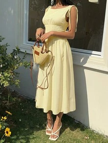 SHEIN EZwear 浅黄色条纹编织女式连衣裙 - 鵝黃色 - 查看 3
