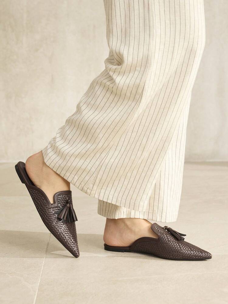 ELEGANT, COMFORTABLE, CHIC TASSEL SLIP-ON POINTED TOE FLAT MULES FOR WOMEN