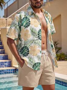 Manfinity Swimmode 男士夏季度假熱帶植物印花鈕扣前短袖襯衫與短褲套裝，假日 - 卡其色 - 查看 2