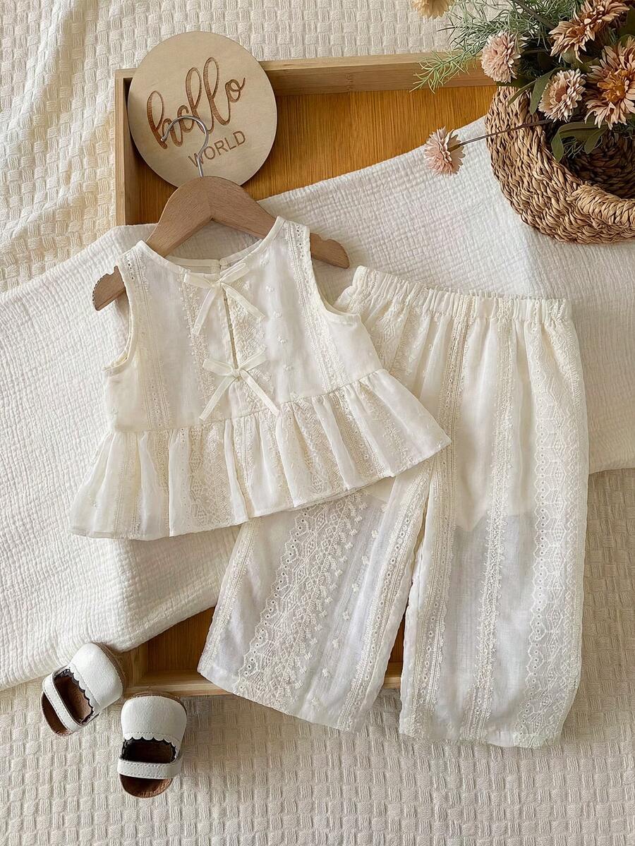 SHEIN Baby Girls Off-White Summer Cute Elegant Party 2pcs Set,Embroidered Pattern Tank Top And Pants Set,Linen Mesh Blouse,Vintage Casual White Outfits - White - View 1