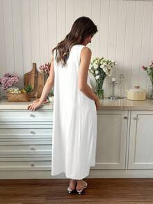 Snug Reverie Lace Patchwork V-Neck Decorated Button Sleeveless Nightgown - White - View 2