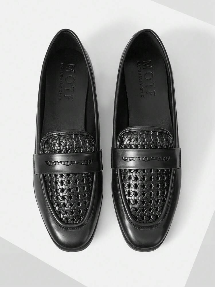 WOMEN'S SHOES FASHIONABLE AND SIMPLE HOLLOW FLAT SHOES