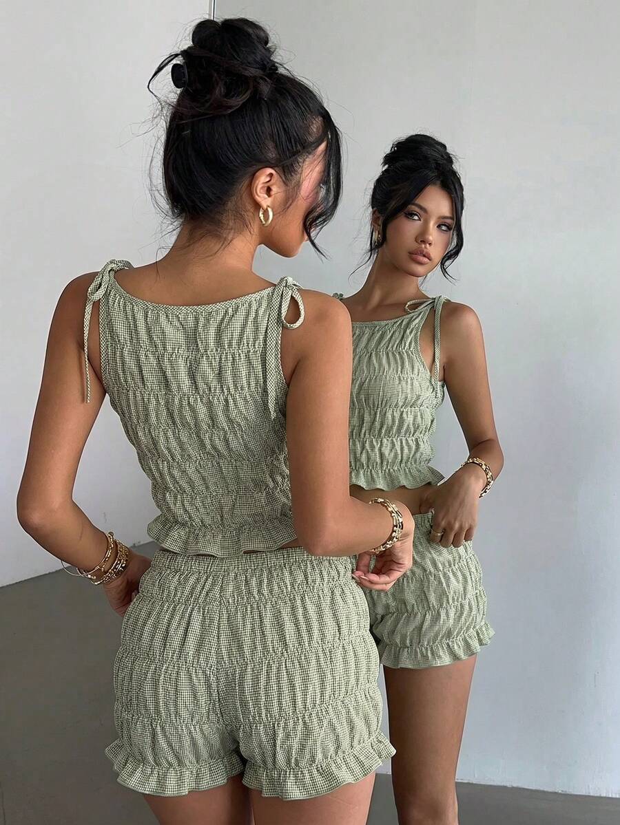 Aloruh Women's Plaid Tie Shoulder Sleeveless Top And Shorts 2 Pieces Set - Green - View 1